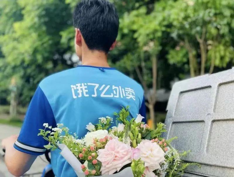 节日送花有什么讲究_一年中送花的节日_节日送花的意义